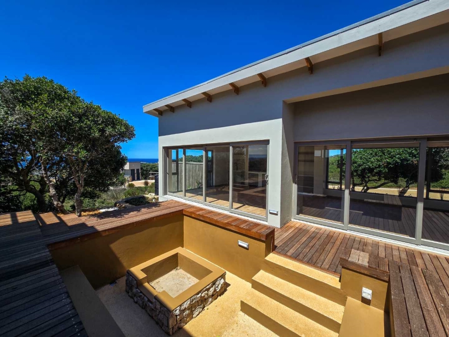 3 Bedroom Property for Sale in Stilbaai Wes Western Cape